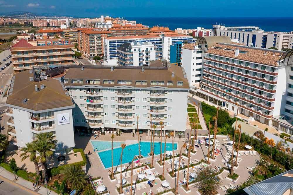 Aqua Hotel Montagut Suites 4*Sup Santa Susanna Exterior foto